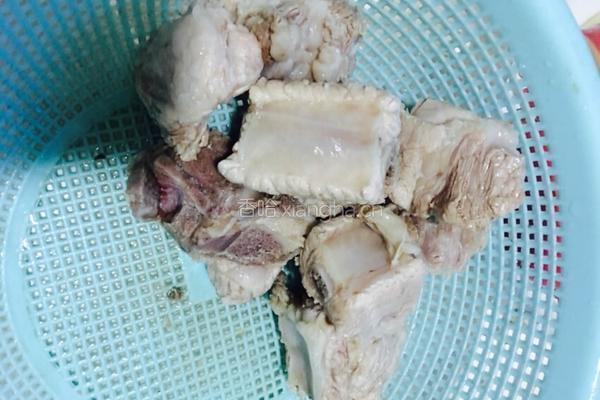 苹果排骨汤的做法图解5