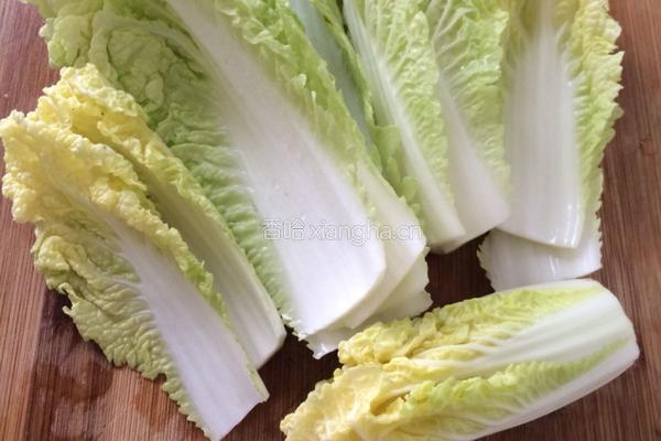 蒜蓉粉丝蒸娃娃菜的做法图解1