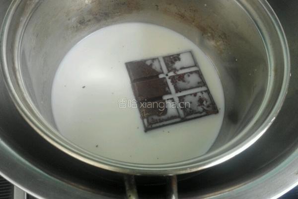 可可慕斯蛋糕的做法图解1