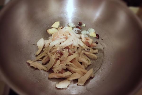 韭黄鸡丝的做法图解5