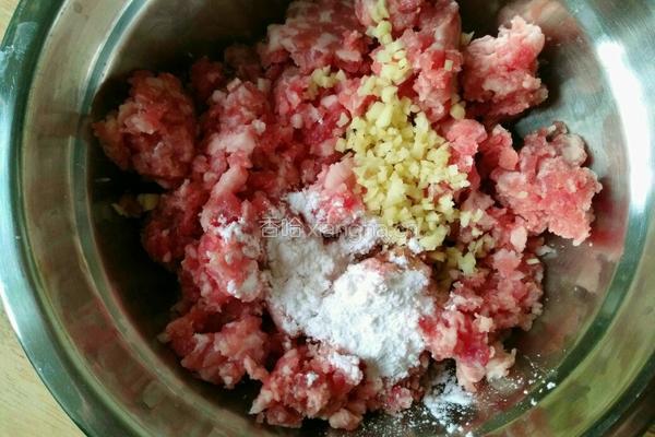 豆腐肉丸汤的做法图解2