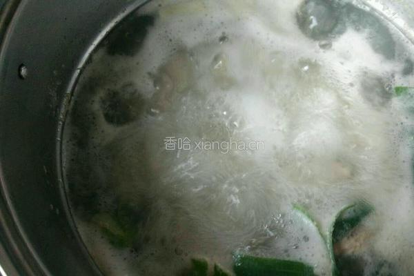 板栗鸡的做法图解3