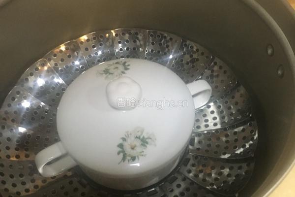 冰糖红枣炖燕窝的做法图解13