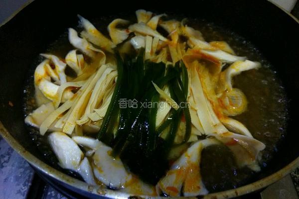鱿鱼酸辣汤的做法图解9