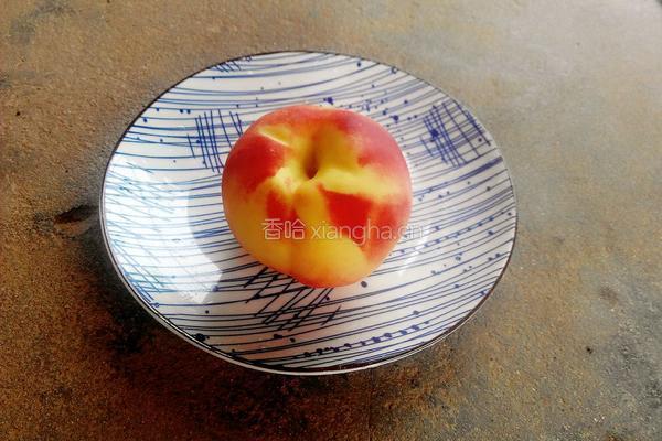 腌渍桃子的做法图解1