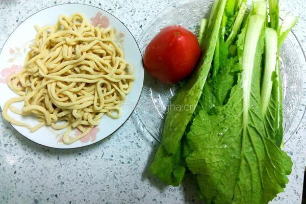 白菜面条的做法图解1