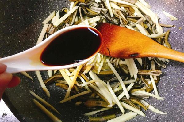 茭白炒鳝丝的做法图解11