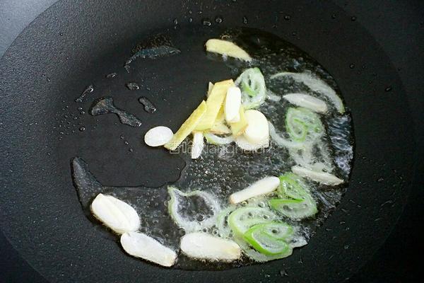 大白菜炖虾的做法图解3