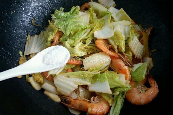 大白菜炖虾的做法图解6