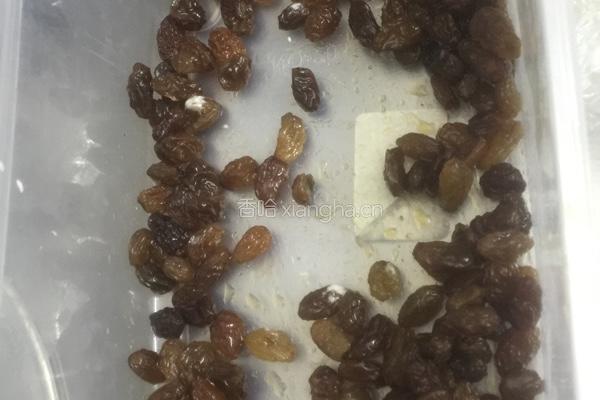 乳酪慕斯蛋糕的做法图解4