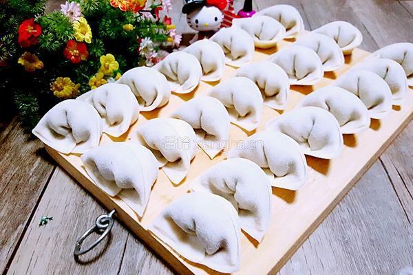 猪肉胡萝卜馅饺子的做法图解10