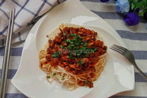 炸酱铺盖面的做法图解7
