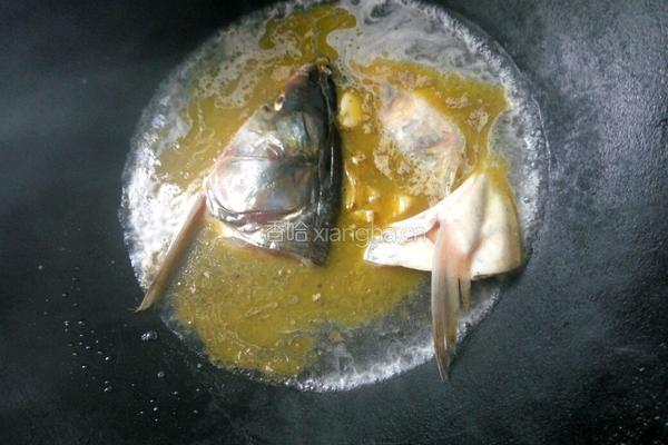 鲢鱼头豆腐汤的做法图解4