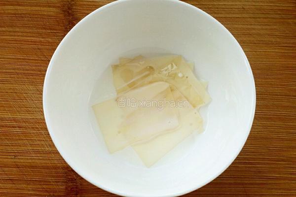 果冻慕斯杯的做法图解1