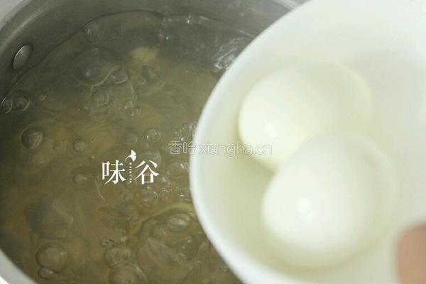 莲子百合鸡蛋糖水的做法图解7
