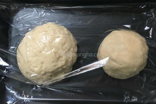 莲蓉开口酥的做法图解1