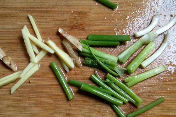 香菇滑鸡饭的做法图解4