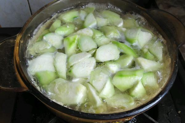 蛤蜊肉丸丝瓜汤的做法图解15