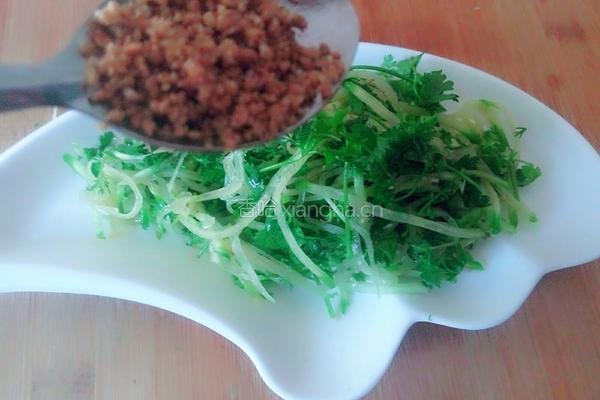 香菜萝卜丝的做法图解8