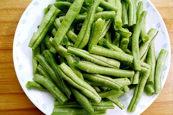 牛筋炒芸豆的做法图解3