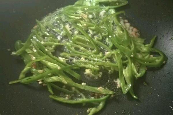 青椒土豆丝的做法图解7