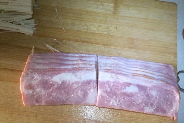 烤箱版金针菇培根卷的做法图解2
