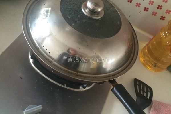 栗子蔬菜龙骨靓汤的做法图解4