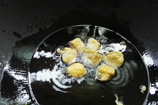 拔丝奶豆腐的做法图解4