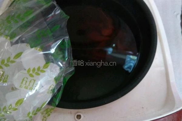冰镇酸梅汤的做法图解7