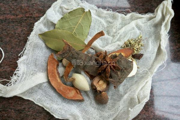 卤猪肉的做法图解2