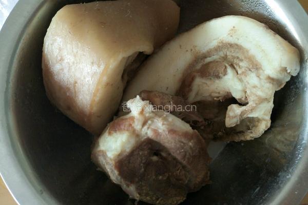 卤猪肉的做法图解5