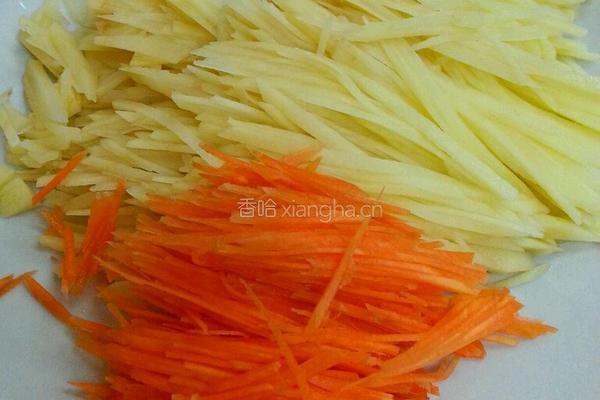 土豆丝胡萝卜丝的做法图解2