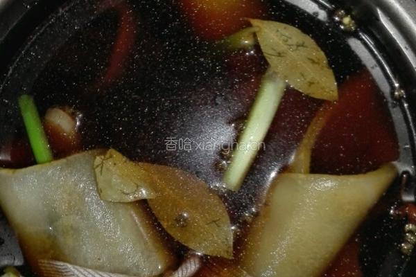 卤猪皮的做法图解3
