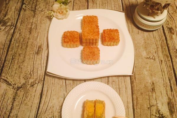 广式蛋黄月饼的做法图解10