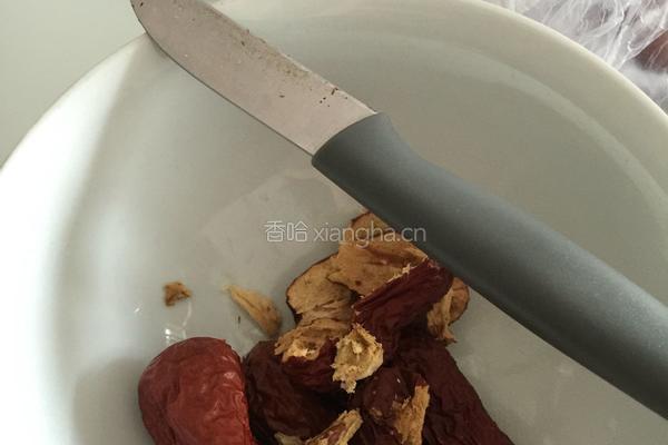 蜂蜜红枣茶的做法图解1