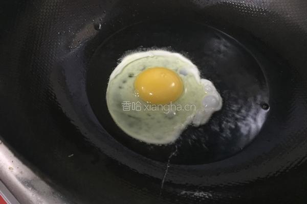 鹅肝炒饭的做法图解3