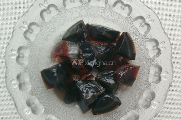 青椒擂皮蛋的做法图解5