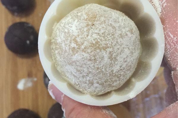 枣泥月饼的做法图解10