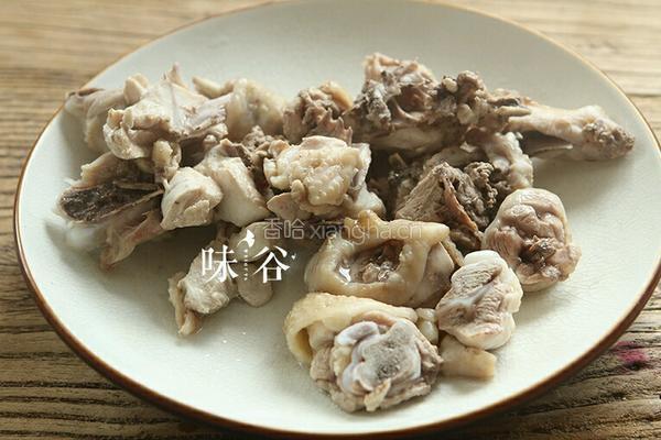 椰子煲鸡的做法图解3