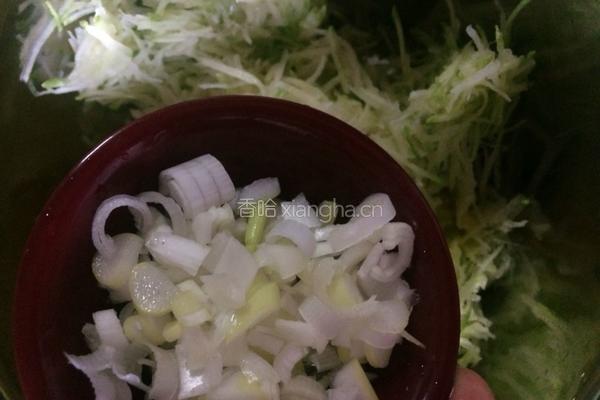 ~西葫芦土豆丝鸡蛋饼~的做法图解5
