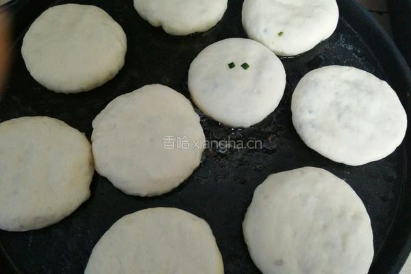 韭菜猪肉馅饼的做法图解7