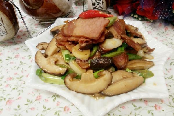 香菇炒腊肉的做法图解10