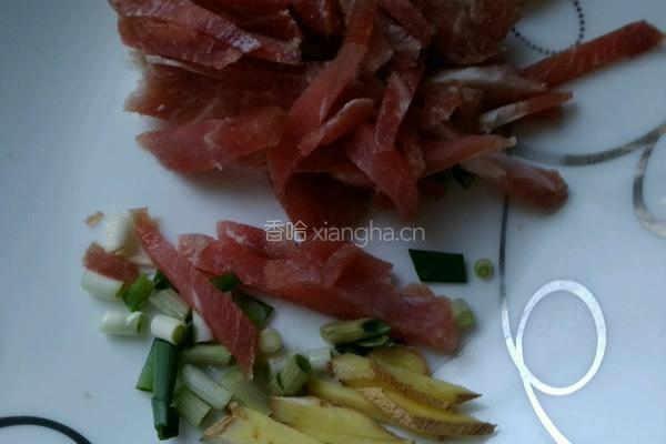 东北菜炖饼的做法图解3