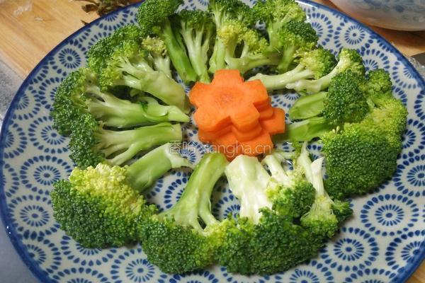 清蒸西兰花的做法图解4