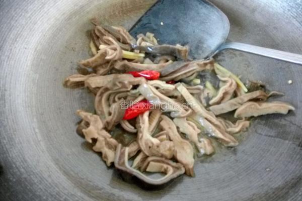 酸辣猪肚的做法图解5