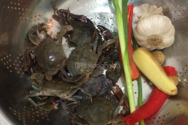 麻辣蟹腿的做法图解1