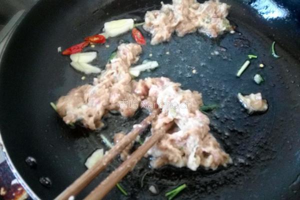 锅塌茄子的做法图解8