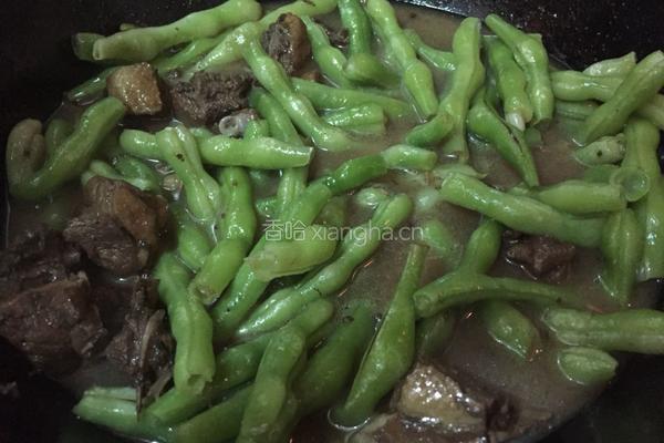 豆角烧鸭的做法图解5