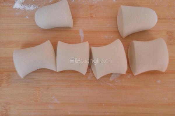 芹菜素包子的做法图解10