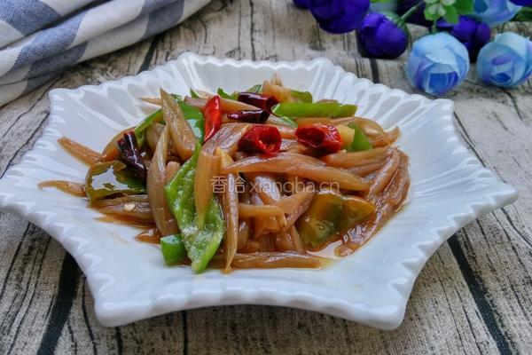 莲藕杆炒辣椒的做法图解5